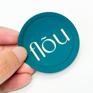 Étiquettes thermocollantes en silicone écologiques personnalisées avec nom de marque, logos imprimés pour vêtements, chaussures, sacs – Centre de techniques d'impression - Product Image 6