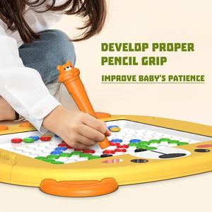 Il più nuovo doodle magnetic dot drawing board kid DIY creative colorful beads art drawing toy magnet painting board con penna magnetica - Product Image 3