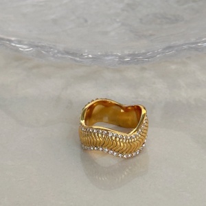Anello da donna Dazan 2025 di tendenza, placcato oro 18k, in acciaio inossidabile, con zirconi incastonati a serpente ondulato, per San Valentino e feste - Product Image 6