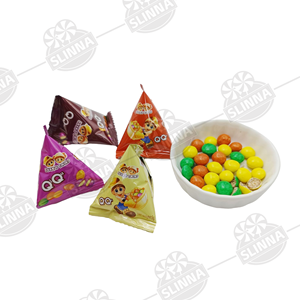 Bonbons Lucky Twins <span class=keywords><strong>QQ</strong></span> Triangle Pack, centre croustillant, chocolat enrobé de 4 couleurs, fruits et biscuits, certifiés Halal, <span class=keywords><strong>en</strong></span>-cas sucré - Product Image 3