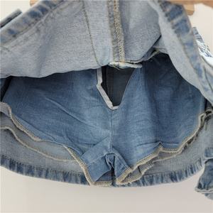 OUDINA Vendita all'Ingrosso di Eleganti Minigonne <span class=keywords><strong>Cargo</strong></span> Multi-tasca per Donne, Gonne Corte in Denim - Product Image 3
