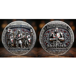 Moneta Commemorativa Placcata Argento per il 250° Anniversario della Confraternita dei Cavalieri, Oggetto da Collezione in Metallo, Regalo Artigianale - Product Image 1