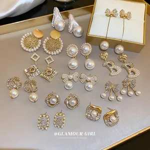 Großhandel Bulk Stud Kristall Perle große Strass Perlen Tropfen 18 Karat vergoldet Geometrie Creolen Mode edlen Schmuck Ohrringe Frauen