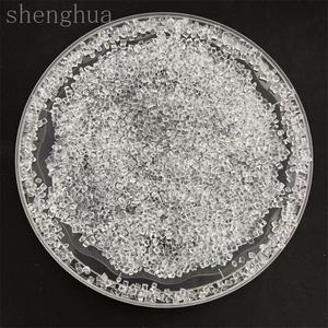 Particules de PC à faible viscosité résistantes aux UV de qualité d'injection pour luminaires Granules de résine PC en polycarbonate - Product Image 1