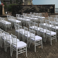 Chaises de banquet pliantes en plastique blanc durables pour mariages et événements, empilables, style Napoléon, pour hôtels