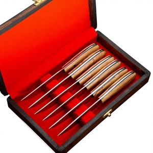 Juego de 6 Cuchillos para Pan Jexa con Hojas Dentadas de Acero Inoxidable, Mangos de Madera, Ecológicos, Ambidiestros, Acabado Satinado - Product Image 5