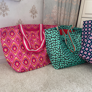 Bolso de lona de 18 pulgadas para viajes al aire libre, diseño de impresión completa en la playa, bolso de mano para mujer, personalizado para regalo de compras - Product Image 5