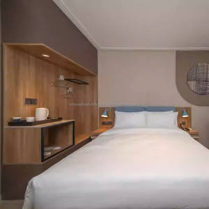 Meubles sur mesure pour hôtel 3 étoiles, ensemble complet de chambre à coucher, cadre de lit en bois avec tables de chevet, armoire, meubles TV - Product Image 6