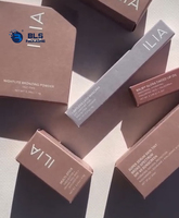 Boîte en papier pliable, robuste, réutilisable, recyclable, portable, avec logo personnalisé imprimé et estampage à chaud doré pour emballage de cosmétiques et rouges à lèvres