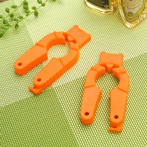 Multi-functional Creative Manual Non-slip Can Opener Portable Drink Kitchen Gadgets Plastic Cap Opener Easy-Open Can Ring <b>Puller</b> - Product Image 3