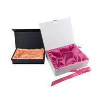Boîtes cadeaux en papier satiné personnalisées, populaires, pour l'art, emballage en carton tissé, boîtes à cheveux roses, boîtes à perruques pliantes magnétiques de luxe