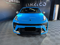 2025 modèle Lynk & Co 03 Champion Edition Pro 2.0TD DCT Turbo berline sièges en cuir intérieur foncé Euro VI émission barres de toit en métal
