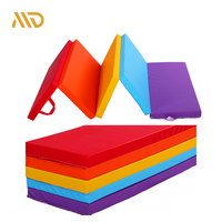 Tapis d'exercice en mousse épaisse pliable à cinq plis personnalisé en gros 6 'x 2' avec bordure et poignées pour la gymnastique