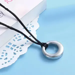 Kalung Guci Abu Bulat dari Baja Tahan Karat, Liontin Kremasi Hewan Peliharaan Mini, Kenang-kenangan Peringatan, Perhiasan Suvenir Pemakaman - Product Image 4