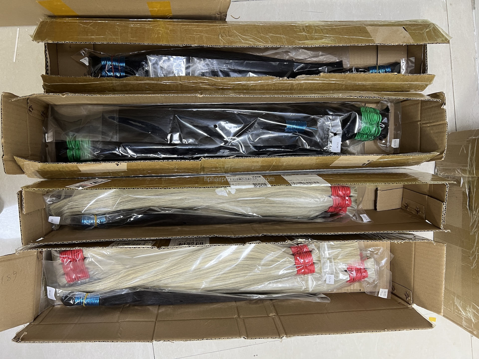 สีธรรมชาติสีบลอนด์