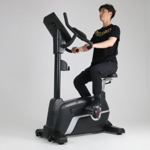 Venta al por mayor de fábrica, equipo de gimnasio comercial de alta calidad, <span class=keywords><strong>bicicleta</strong></span> estática para ejercicio interior, <span class=keywords><strong>bicicleta</strong></span> giratoria magnética Vertical magnética - Product Image 5