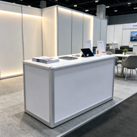 Comptoir de réception portable pour salon professionnel, cadre en aluminium, stand d'exposition, montage facile, durable, respectueux de l'environnement