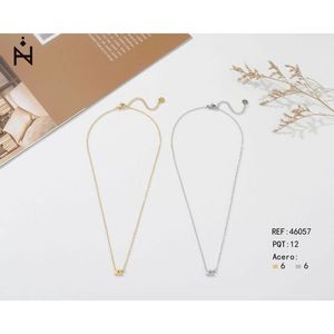 Collar con Colgante de Acuario en Acero Inoxidable 46057 Tono Plata y Oro - Product Image 1