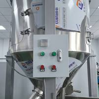 Mezcladora Industrial de Alta Velocidad y Eficiencia para Gránulos de Color de Masterbatch Plástico, Totalmente Automática y Vertical