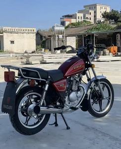 Nuovissima Moto ad Alte Prestazioni <span class=keywords><strong>Royal</strong></span> <span class=keywords><strong>Enfield</strong></span> Black Pearl Street Bike 2026 - Product Image 5