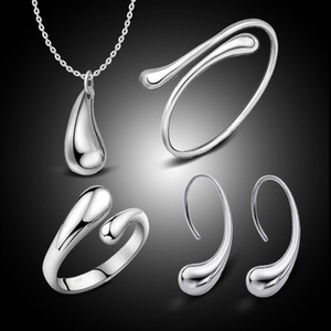 <span class=keywords><strong>Set</strong></span> Perhiasan Pengantin Afrika Dapat Digadaikan <span class=keywords><strong>18k</strong></span> Kalung Wanita Gelang Anting <span class=keywords><strong>Set</strong></span> Cincin Empat Buah Perhiasan Emas <span class=keywords><strong>Set</strong></span> Perhiasan Baja Tahan Karat - Product Image 2