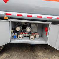 Camion-citerne Dongfeng de 12 mètres cubes - Véhicule commercial de transport de carburant, conception anti-explosion pour le transport de liquides dangereux