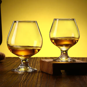 <span class=keywords><strong>Verre</strong></span> <span class=keywords><strong>à</strong></span> <span class=keywords><strong>vin</strong></span> rouge <span class=keywords><strong>à</strong></span> <span class=keywords><strong>pied</strong></span> <span class=keywords><strong>court</strong></span> Design moderne Soufflé <span class=keywords><strong>à</strong></span> la main - Product Image 4