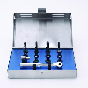 Kit de retrait d'implants dentaires manuel avec vis à cliquet en acier réutilisables de qualité supérieure, instruments pour implants dentaires CE INSTRUMENTS - Product Image 1