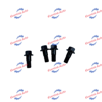 Pabrik Menjual Suku Cadang Truk Berkualitas Tinggi dalam Jumlah Besar Gasket Bolt 3964817 untuk Mesin Cummins ISDE