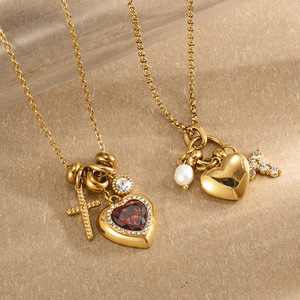 Collana con Cuore in Acciaio Inossidabile Placcato Oro 18K, Ciondolo con Zircone Rosso e Perla, Gioiello Impermeabile per Regali di San Valentino - Product Image 6