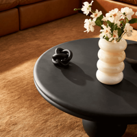 Meubles de salon modernes, table basse centrale noire, pieds boule ronds nordiques, table basse en bois
