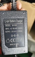 Chargeur pour batterie Xing Jia