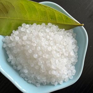 Gránulos de Plástico HDPE HHM TR144 de Grado Película a Precio de Fábrica, Materias Primas para Bolsas de Compra/Bolsas de Basura con Amplio Stock - Product Image 1