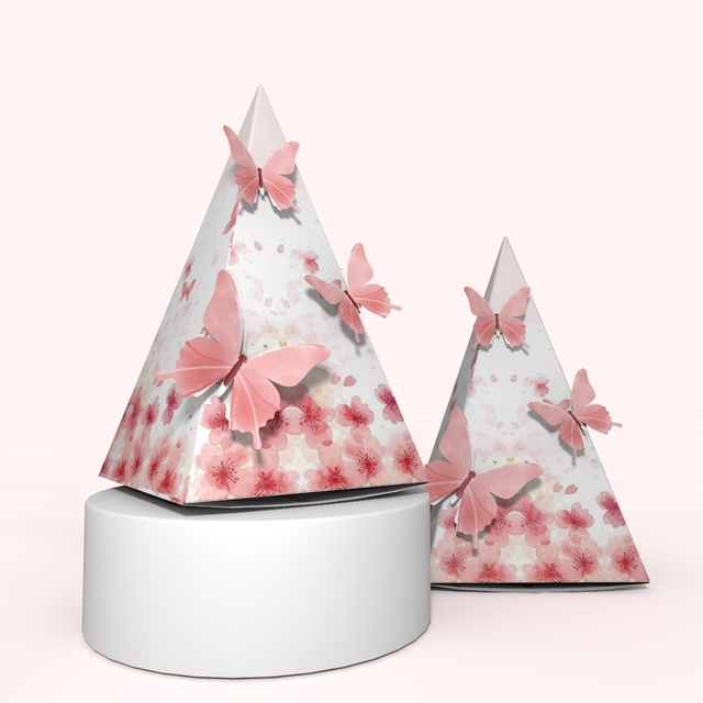 Wedding Favor Candy Box Decorative Pyramid Gift Packaging Custom Wedding Candy Box for Celebration Party