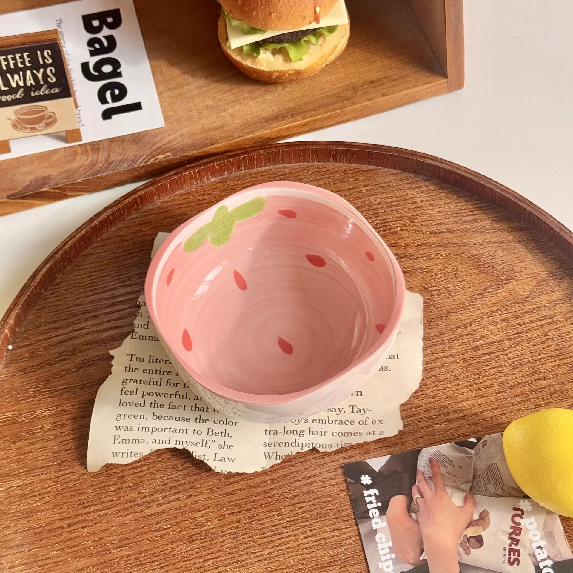 Plat carré aux fraises