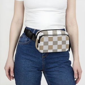 Sac banane de sport imperméable en nylon à motif à carreaux personnalisé avec fermeture éclair et bandoulière réglable pour activités de plein air - Product Image 6