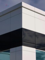 Panneaux composites en aluminium Aludream Alucobond pour revêtements muraux de construction, haute résistance à la corrosion, couleur personnalisée