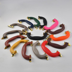 Wenzhou Platinum Link Plastic Handles With Gold Feet Modern Simple Easy Carry For <b>Boxes</b> Drawer Accessories - Product Image 3