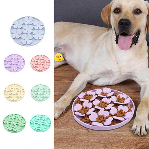 Custom Macaroon Colors Flowers Round Non-slip Silicone <strong>Pet</strong> Lick Mat <strong>Durable</strong> Dog Slow Feeder <strong>Bowl</strong> Food Mat Pad with Suction Cups - Product Image 3