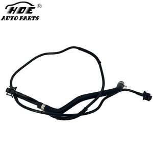FV418C012TA 1870311 ขายส่งอะไหล่รถยนต์ HDE ท่อยางหล่อเย็นสำหรับรถฟอร์ด โฟกัส - Product Image 1
