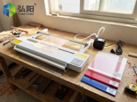 Machine de pliage à chaud HYCNC pour lettres en relief et acrylique, disponible en 30, 60, 125 – En stock