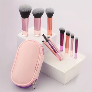 Beauty Travel Fantasy Mini juego de <span class=keywords><strong>brochas</strong></span> de <span class=keywords><strong>maquillaje</strong></span> de 10 piezas <span class=keywords><strong>para</strong></span> sombra de ojos, corrector de contorno resaltado, incluye brocha de afeitar - Product Image 2