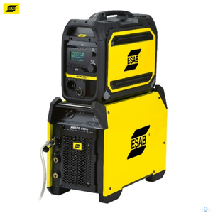 ESAB Renegade ET 300i & ET 300IP Soudeuse à l'arc à l'argon à taux de charge temporaire élevé Équipement industriel facile à transporter - Product Image 5