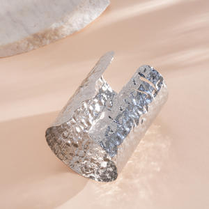 J Fashion Brazalete de Aleación de Zinc de Cara Ancha, Diseño Cóncavo Convexo Abierto, de Alta Gama, Elegante, Unisex, para Fiesta, con Personalidad Exagerada - Product Image 6