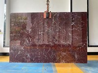 Dalles de marbre naturel Rosso Levanto personnalisables en pierre naturelle rouge pour la décoration intérieure des hôtels et des villas