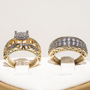 Set di Tre Anelli Impilabili Bicolore Vintage per Donne, Gioielli Eleganti e di Lusso alla Moda - Product Image 6