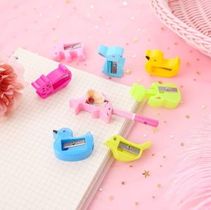 <span class=keywords><strong>Taille</strong></span>-<span class=keywords><strong>crayon</strong></span> mécanique portable en plastique, motif dessin animé mignon, 44x60mm, pour enfants, décoration <span class=keywords><strong>de</strong></span> <span class=keywords><strong>table</strong></span>, vente en gros usine - Product Image 2