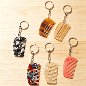 Llavero con Mini Peine y Espejo de Plástico <span class=keywords><strong>2</strong></span> en 1 con Logotipo Personalizado para Bolsos, Llaves, Cabello y Retoques de Maquillaje - Product Image 5