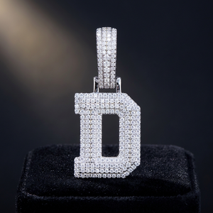 Pendentif lettre B en argent 925 plaqué or 18 carats avec moissanite, breloque initiale sertie de pierres, taille brillant rond, unisexe, cadeau de fête, bijoux - Product Image 1