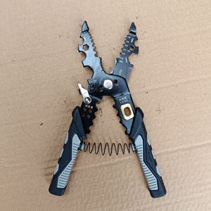 <b>Soft</b> Grip Handles <b>Wire</b> Stripping Cable Cutting Crimping Functions 0.5mm Top Entry 25-in-1 Multifunctional Steel Pliers Tool Kit - Product Image 5